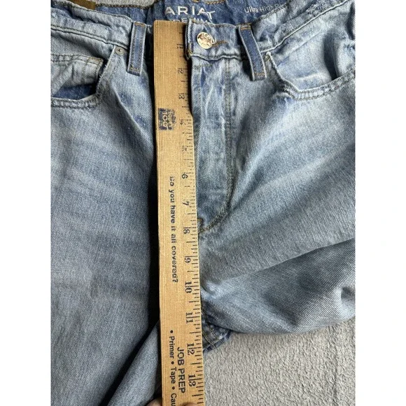 Ariat Ultra High Rise Tomboy Straight Jeans Womens 27R Light Wash Distressed - Picture 6 of 12